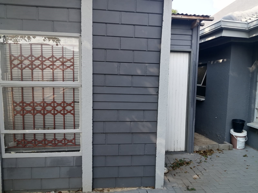 4 Bedroom Property for Sale in Tlhabane West North West